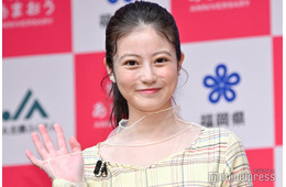 今田美桜、久々更新でパーマ風スタイル披露 オフショット大量更新「爆美女」「ほろ酔い？」