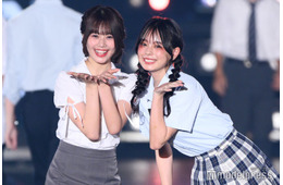 「今日好き」瀬川陽菜乃＆小國舞羽、投げキッス＆頬密着ポーズ披露で息ぴったり【関コレ2025A/W】