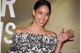 森泉、水着姿公開  娘とプール満喫で「最高の夏休み」「素敵」と反響