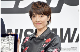 荻野目洋子、小学生時代の秘蔵ショット公開 当時の顔のコンプレックス明かす「目の大きさもアンバランス」
