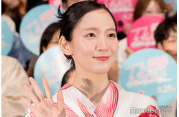 吉岡里帆「凛としている繊細な感じがすごく印象的」年下俳優を称賛【九龍ジェネリックロマンス】