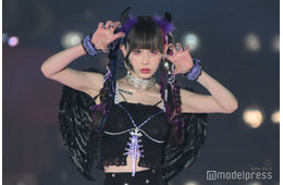ゆりにゃ、水着姿で美腹筋披露「抜群スタイル」「芸術のような美しさ」と反響