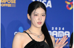 「I-LAND2」から誕生のizna、ユン・ジユンの活動終了発表「健康上の理由で長い間悩んだ末」