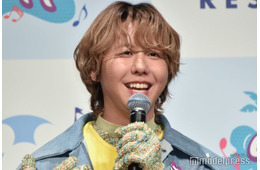 ミセス藤澤涼架、人気バンドメンバー撮影の「かなりお気に入り」オフショットに反響「いい写真すぎる」「自然体で最高」