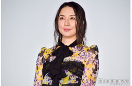 伊藤歩、ビーチで水着姿披露「似合う」「綺麗」絶賛の声