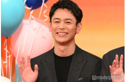 妻夫木聡「あんぱん」話題の八木＆蘭子の傘シーン「指スリスリは無意識だった」驚きの告白に視聴者悶絶「羨ましすぎる」「罪深い」の声