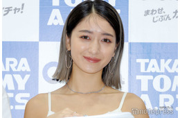 みちょぱ、ベアトップ×ショーパンで圧巻美脚輝く「夏が似合う」「さすがのスタイル」