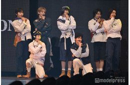 26年1月期TBS金曜ドラマ抜擢のNAZE「TGC」で堂々初ステージ飾る 元気いっぱいに“恋ダンス”も【TGC2025A/W】