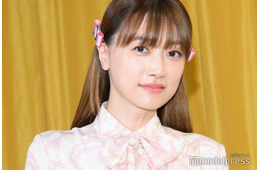 ヨンア「似てる？」人気モデルとの親密ショットに反響「顔そっくり」「双子みたいで可愛い」