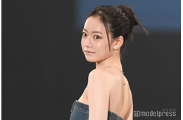 なごみ「わたしの夏休み」美脚際立つクルージングショット公開「スタイル良すぎ」「可愛すぎる」