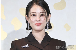 第1子妊娠中・高畑充希、ふっくらお腹でイベント登壇“総額1億円超え”ジュエリー身にまとう【「カルティエ銀座4丁目ブティック」オープニングイベント】