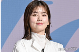 小芝風花、涼しげノースリーブ姿披露「爽やか」「ヘルシーで素敵」