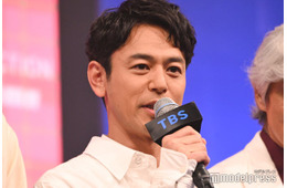 妻夫木聡・スノ目黒蓮ら、日曜劇場「ザ・ロイヤルファミリー」チーム、手話で挨拶「オレンジデイズとsilentだ」と反響