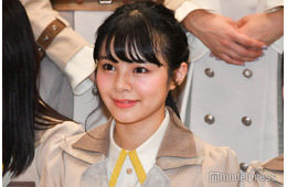 元NGT48本間日陽、美脚とデコルテ輝くコーデ披露「まぶしいくらい素敵」「お姫様みたい」と反響
