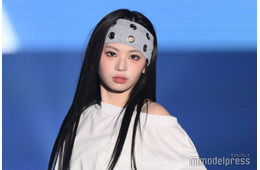ME:I・RINON（村上璃杏）、ストレートヘアなびかせサプライズ登場 ワンショルダーで美肩チラリ【TGC北九州2025】