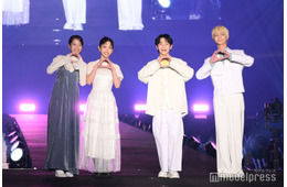 當真あみ＆齋藤潤ら「TGC」登場 初々しいランウェイにMC悶絶「可愛らしい」【ストロベリームーン 余命半年の恋】