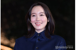 飯豊まりえ、シースルートップスで美ボディ透ける「上品で素敵」「ドキッとした」の声
