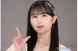 ＝LOVE山本杏奈、美脚スラリ沖縄満喫コーデ披露「天使」「スタイル良くて素敵」の声
