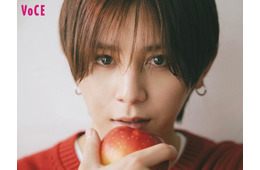 Hey! Say! JUMP山田涼介の“心に残るもの”とは 赤ニットに包まれ連載登場