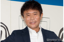 ダウンタウン浜田雅功、自身初の個展開催「100枚書きました」