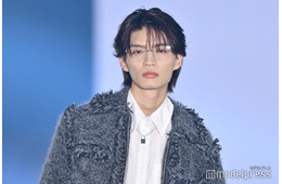 原因は自分にある。杢代和人、リムレスで色気放出 メガネクイッ「かっこよすぎ」「メロい」ファン悶絶【ガルアワ2025AW】