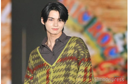HYBE新グループaoen・輝、スタイル際立つランウェイ 秋コーデ着こなす【ガルアワ2025AW】