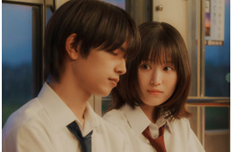 なにわ男子・高橋恭平「鎖骨ってどこ?」福本莉子がツッコミ 千葉雄大&伊野尾慧の“大人のイチャイチャ”も目撃【「ストロボ・エッジ」インタビュー後編】