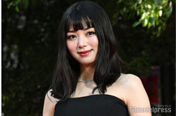 池田エライザ、ベアトップドレス姿で登場 エシカル・フィルム賞審査委員に【第38回東京国際映画祭】