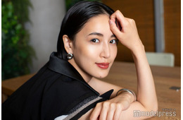 藤井夏恋、ワンピ姿で美背中大胆見せ「女神様みたい」「最高に美しい」と反響