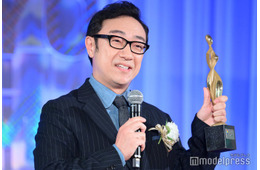 東京03角田晃広「ホットスポット」助演男優賞受賞 ドラマP、バカリズムと“賞を獲るため”決めた3つの設定明かす【東京ドラマアウォード2025】