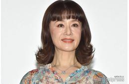 大地真央、フルーツたっぷりケールサラダ公開「作り方がシェフ」「おしゃれな見た目」と反響