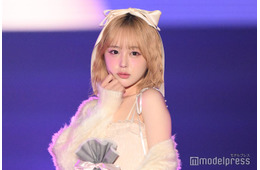 なえなの、猫耳ミニワンピ姿でディズニー満喫「脚綺麗」「天使すぎる」と熱視線