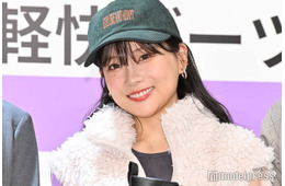 重盛さと美、ランジェリー姿でベッド寝転ぶ ボディライン際立つ大胆ショットに「ドキッとした」「芸術作品みたい」の声