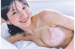 日向坂46河田陽菜、ピンクのランジェリー姿で屈託のない笑顔 2nd写真集YouTube生配信特典ポスター解禁【テイクオフ】
