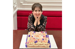 元AKB48メンバー、4歳娘の“ピンク尽くし”コーデ披露「天使みたい」「笑顔が似てる」の声