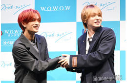 なにわ男子・高橋恭平、Hey! Say! JUMP伊野尾慧と初共演で熱い握手「猫のように可愛がっていただいた」【ストロボ・エッジ Season１】