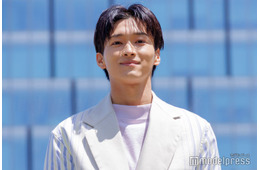 松本怜生、美脚際立つ女装ダンス動画に反響「脚線美」「完成度高い」