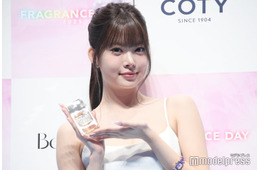 LE SSERAFIMウンチェ、ミニワンピで美脚披露 “愛されマンネ”が東京ドーム公演に意気込み【FRAGRANCE DAY 2025】