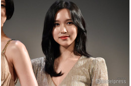 TWICEミナ、前髪ぱっつんストレートヘア披露「反則級の可愛さ」「お人形さんみたい」とファン悶絶