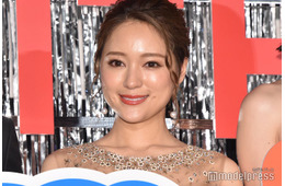 chay「ちょこっと軽め」ヘアスタイルにイメチェン「大人かわいい」「おしゃれな長さ」と絶賛の声