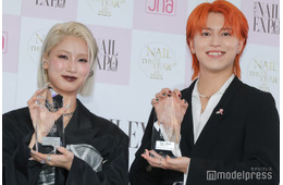 WEST.神山智洋＆超特急タカシ＆HANA・MOMOKAら、思いのこもったネイル披露「ネイルオブザイヤー2025」授賞式に豪華集結