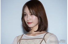 中村ゆりか、美脚チラ見せオフショット公開「可愛すぎる」「透明感すごい」の声