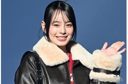 「今日好き」小國舞羽、美脚際立つデニムパンツ姿に注目集まる「脚長すぎ」「二度見した」【TGC広島2025】