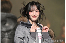 本田紗来、雰囲気ガラリのスモーキーメイク×カラーサングラス姿でのランウェイが話題「別人級」「どの系統も似合う」【TGC広島2025】