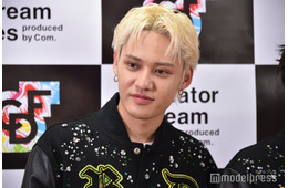 コムドットひゅうが、タンクトップから覗かせる肉体に反響「セクシー」「かっこよすぎる」