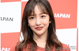 板野友美、AKB48ライブ出演で「ヘアもダンスも当時の私に近づけた」衣装姿に絶賛の声「青春がよみがえる」「神7最強」