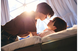 「２５時、赤坂で」宇佐卓真＆南雲奨馬の濃厚キス・ベッドシーンにファン悶絶「直視できない」「甘さ限界突破」【オフショットあり】