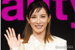 加藤あい、9年ぶり広告イベント登場 食生活など“大切にしている習慣”3つ明かす