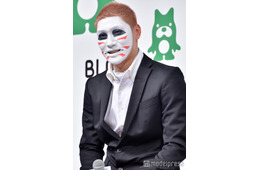 ゴールデンボンバー樽美酒研二、美ヒップ見せ女装姿に驚きの声「想像以上」「仕上がってる」