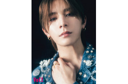 Hey! Say! JUMP山田涼介、燦々と輝く自発光ビジュアル「僕の芯はずっと“赤”」メンカラへの思い明かす